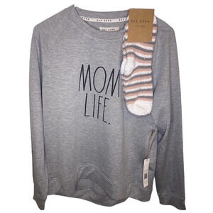 Rae Dunn “Mom life” long sleeve pullover with fuzzy socks